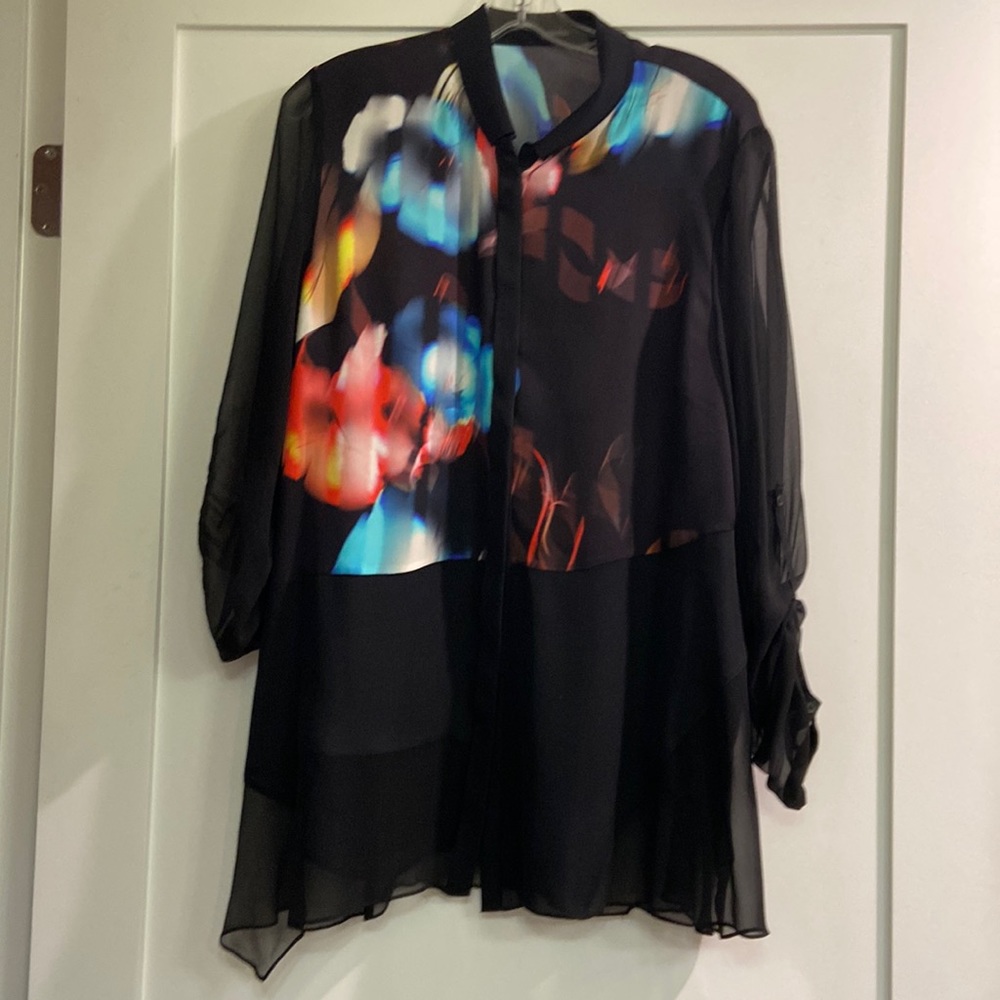 STUNNINGLY E TAHARI SILK CHIFFON PRINT